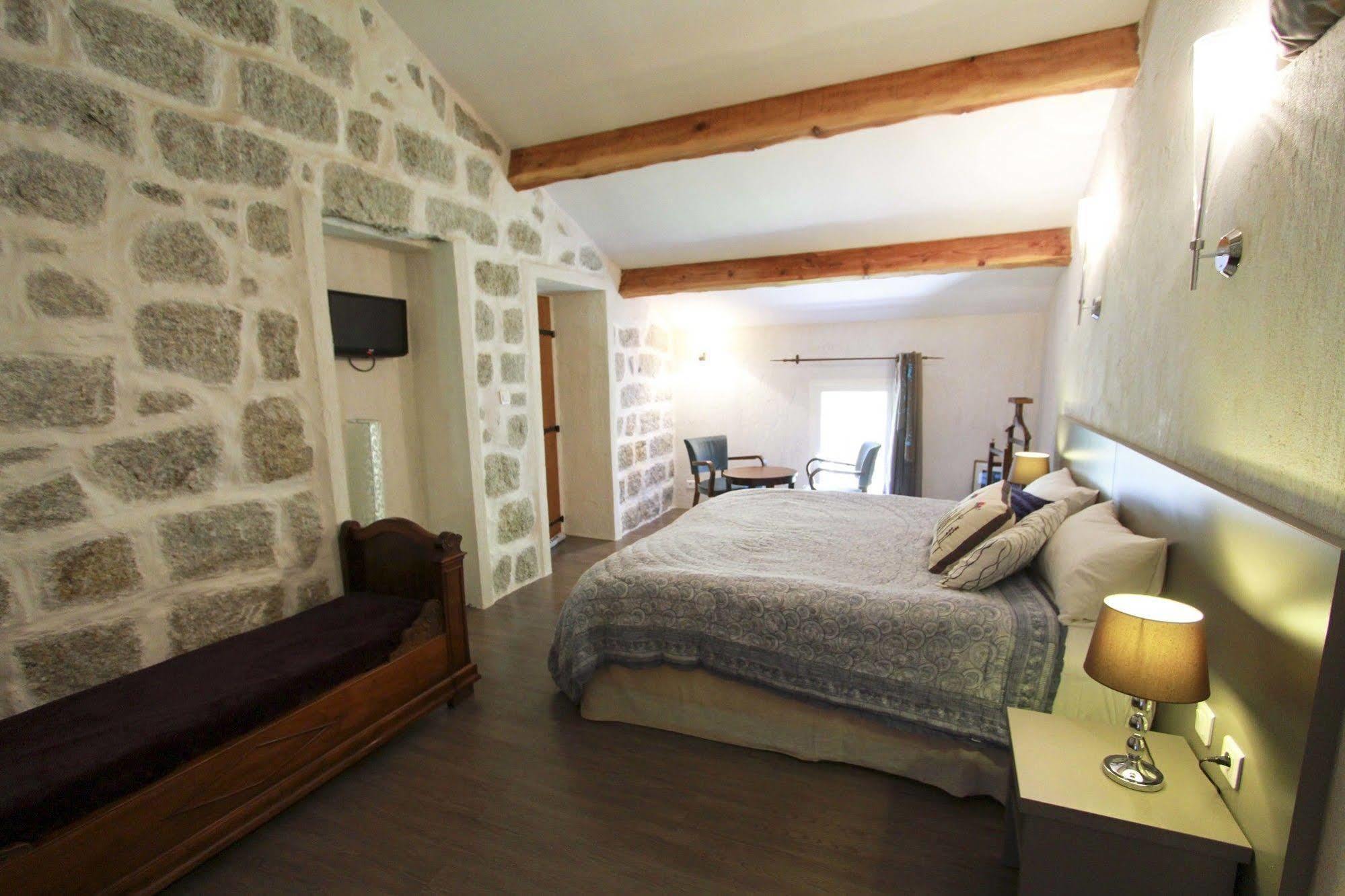 Auberge U N'Antru Versu San-Gavino-di-Carbini Екстер'єр фото